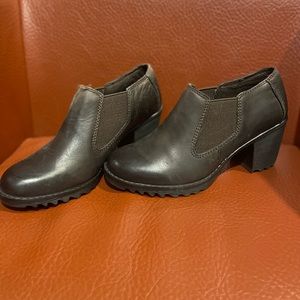 Eastland Galaxy Women's Black Chelsea Boot